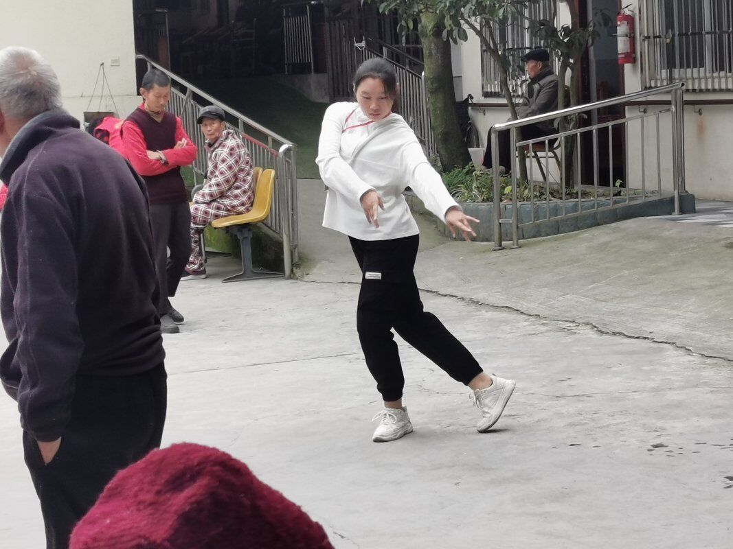 QQ图片20191117002119.jpg QQ图片20191117002119.jpg